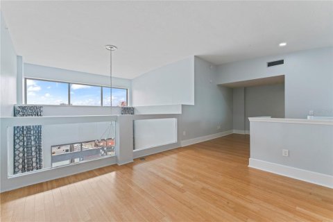 Condominio en alquiler en Tampa, Florida, 4 dormitorios, 232.35 m2 № 2224707 - foto 27