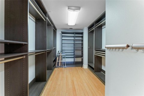 Condominio en alquiler en Tampa, Florida, 4 dormitorios, 232.35 m2 № 2224707 - foto 6