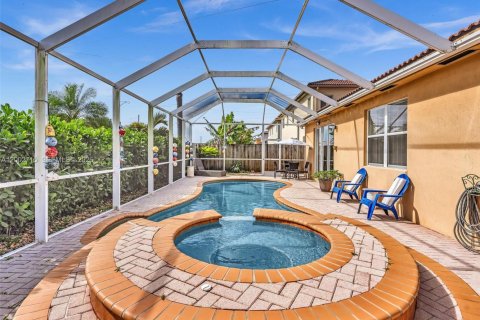 House in Homestead, Florida 4 bedrooms, 182.74 sq.m. № 2075374 - photo 18