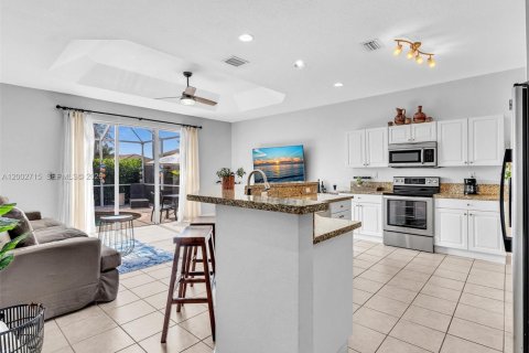 House in Homestead, Florida 4 bedrooms, 182.74 sq.m. № 2075374 - photo 13