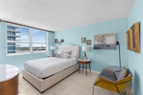 Condominio en venta en Miami Beach, Florida, 2 dormitorios, 106.56 m2 № 1696523 - foto 13