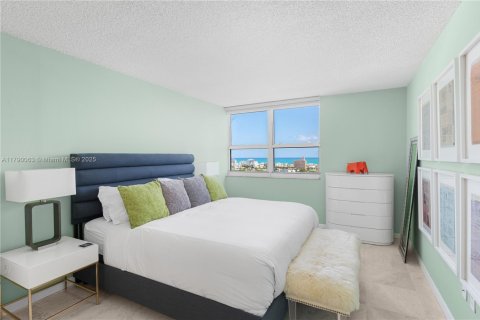 Condominio en venta en Miami Beach, Florida, 2 dormitorios, 106.56 m2 № 1696523 - foto 17