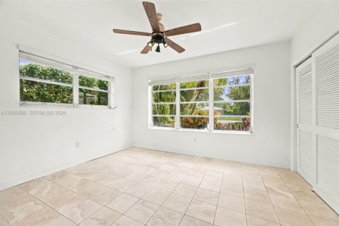Casa en venta en Coral Gables, Florida, 3 dormitorios, 197.14 m2 № 2378641 - foto 18