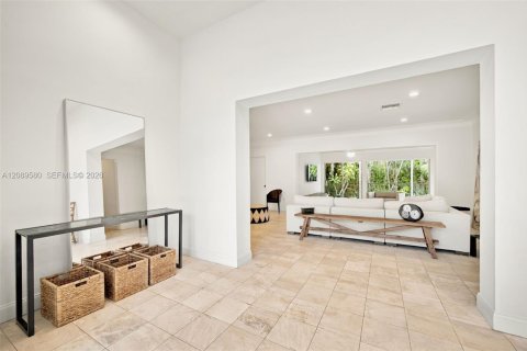 Casa en venta en Coral Gables, Florida, 3 dormitorios, 197.14 m2 № 2378641 - foto 4