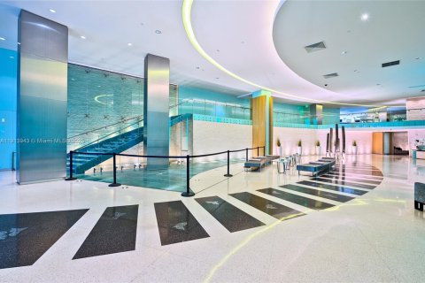 Condominio en alquiler en Miami, Florida, 1 dormitorio, 104.14 m2 № 2016101 - foto 17