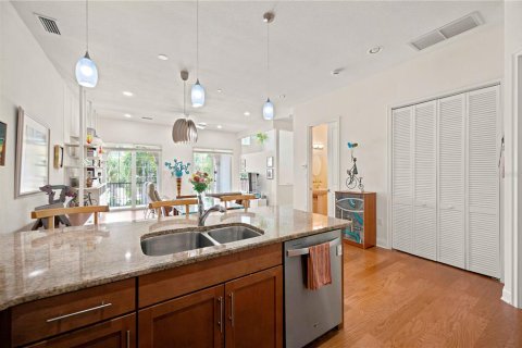 Adosado en venta en Venice, Florida, 2 dormitorios, 164.16 m2 № 2314605 - foto 12