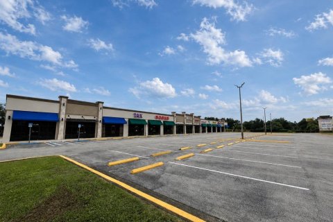 Commercial property in Winter Haven, Florida 1672.24 sq.m. № 2360786