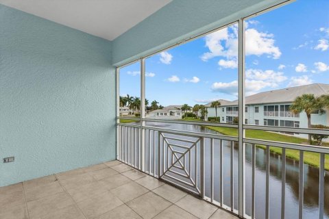 Condo in North Port, Florida, 2 bedrooms  № 2400137 - photo 21