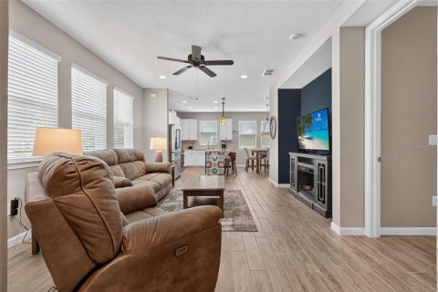 Townhouse in HARMONY AT LAKEWOOD RANCH in Bradenton, Florida 2 bedrooms, 122.82 sq.m. № 2385987 - photo 5