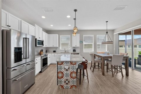 Townhouse in HARMONY AT LAKEWOOD RANCH in Bradenton, Florida 2 bedrooms, 122.82 sq.m. № 2385987 - photo 9