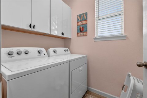 Townhouse in HARMONY AT LAKEWOOD RANCH in Bradenton, Florida 2 bedrooms, 122.82 sq.m. № 2385987 - photo 21
