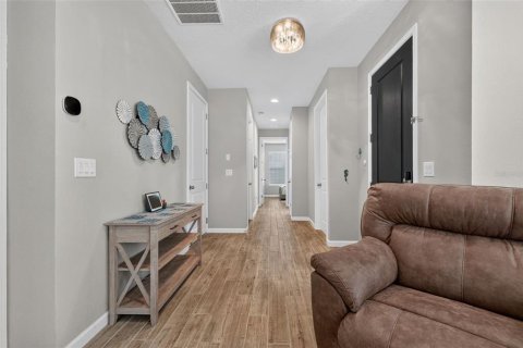 Townhouse in HARMONY AT LAKEWOOD RANCH in Bradenton, Florida 2 bedrooms, 122.82 sq.m. № 2385987 - photo 15