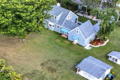 Villa ou maison à vendre à Miami, Floride: 4 chambres, 179.49 m2 № 2252273 - photo 23