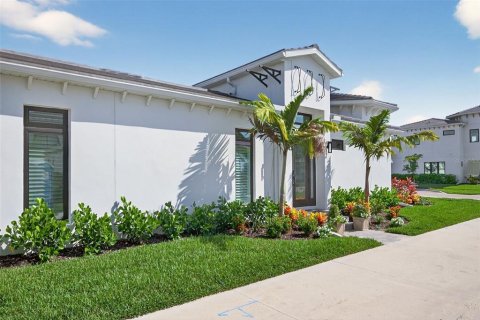 House in Bradenton, Florida 3 bedrooms, 250.84 sq.m. № 1911645 - photo 3