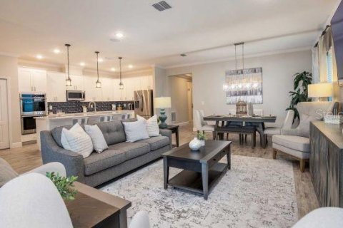 Casa en venta en Leesburg, Florida, 4 dormitorios, 200.11 m2 № 2259324 - foto 6