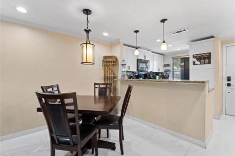 Condominio en venta en New Port Richey, Florida, 2 dormitorios, 82.5 m2 № 1856447 - foto 8