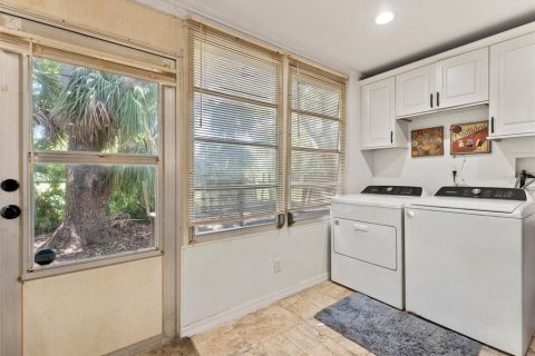 Condominio en venta en New Port Richey, Florida, 2 dormitorios, 82.5 m2 № 1856447 - foto 13