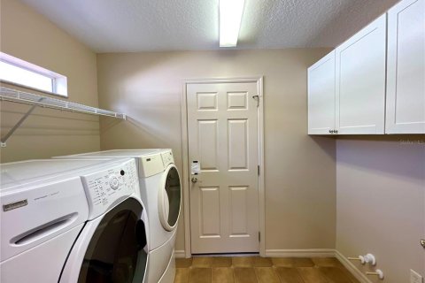 Casa en venta en Ocala, Florida, 3 dormitorios, 155.7 m2 № 1911326 - foto 28