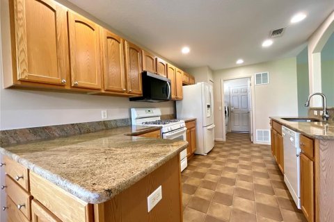 Casa en venta en Ocala, Florida, 3 dormitorios, 155.7 m2 № 1911326 - foto 13