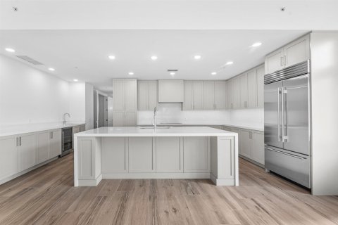 Condo in Palm Beach Shores, Florida, 3 bedrooms  № 2182853 - photo 5