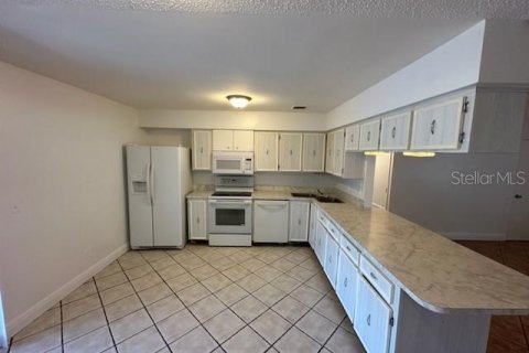 Casa en venta en Orlando, Florida, 2 dormitorios, 88.44 m2 № 1615872 - foto 4
