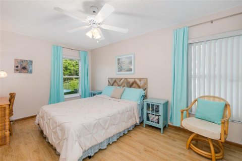 Villa ou maison à vendre à Tampa, Floride: 4 chambres, 200.95 m2 № 2356198 - photo 25