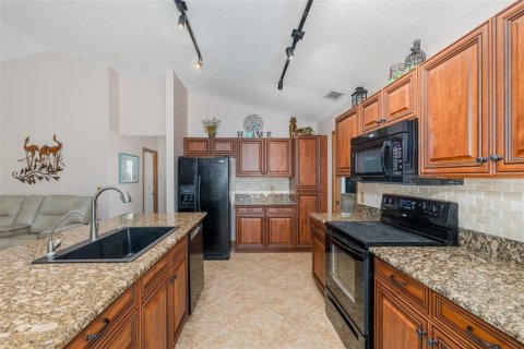 Villa ou maison à vendre à Tampa, Floride: 4 chambres, 200.95 m2 № 2356198 - photo 12