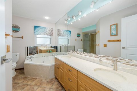 Villa ou maison à vendre à Tampa, Floride: 4 chambres, 200.95 m2 № 2356198 - photo 21