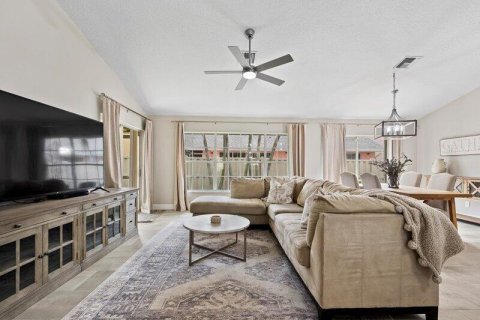 Casa en venta en Jupiter, Florida, 3 dormitorios, 153.1 m2 № 2288609 - foto 12