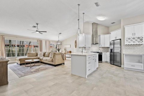 House in Jupiter, Florida 3 bedrooms, 153.1 sq.m. № 2288609