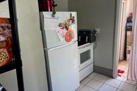 Propiedad comercial en venta en St. Lucie, Florida, 8 dormitorios, 263.38 m2 № 1524701 - foto 17