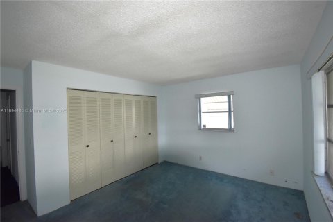 Casa en venta en Plantation, Florida, 2 dormitorios, 129.88 m2 № 1945934 - foto 14