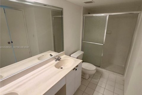 Condo in Aventura, Florida, 2 bedrooms  № 2244794 - photo 4
