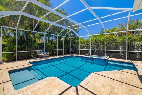 Casa en venta en University Park, Florida, 4 dormitorios, 218.51 m2 № 1665926 - foto 10