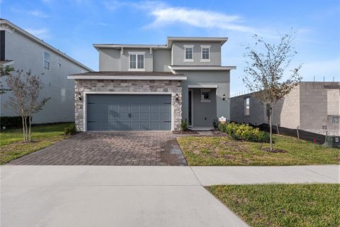 House in Clermont, Florida 4 bedrooms, 184.6 sq.m. № 1797947 - photo 1