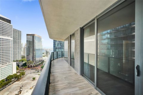 Condo in Miami, Florida, 2 bedrooms  № 2186246 - photo 12