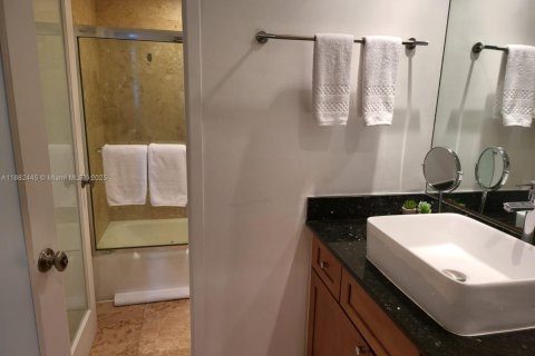 Condominio en venta en Miami Beach, Florida, 1 dormitorio, 51.1 m2 № 1978034 - foto 7