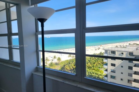 Condominio en venta en Miami Beach, Florida, 1 dormitorio, 51.1 m2 № 1978034 - foto 10