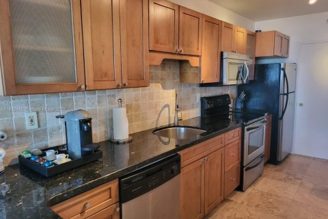 Condominio en venta en Miami Beach, Florida, 1 dormitorio, 51.1 m2 № 1978034 - foto 12