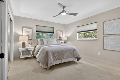 House in Saint Petersburg, Florida 3 bedrooms, 178.56 sq.m. № 1856364 - photo 27