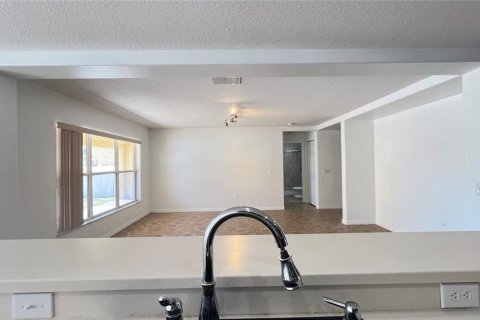 Casa en alquiler en Davenport, Florida, 5 dormitorios, 281.77 m2 № 1720004 - foto 18