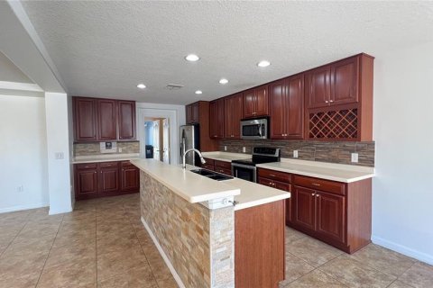 Casa en alquiler en Davenport, Florida, 5 dormitorios, 281.77 m2 № 1720004 - foto 14