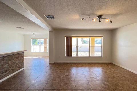 Casa en alquiler en Davenport, Florida, 5 dormitorios, 281.77 m2 № 1720004 - foto 13