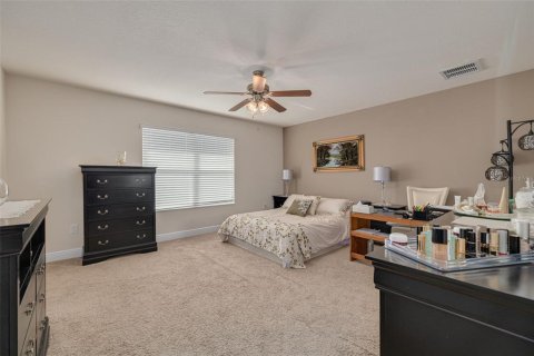House in Tampa, Florida 4 bedrooms, 236.81 sq.m. № 1819050 - photo 19