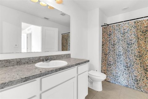 Townhouse in Davenport, Florida 3 bedrooms, 132.01 sq.m. № 2198675 - photo 15