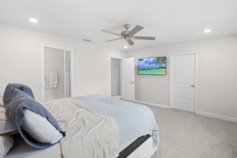 House in Port St. Lucie, Florida 4 bedrooms, 217.58 sq.m. № 2082925 - photo 26