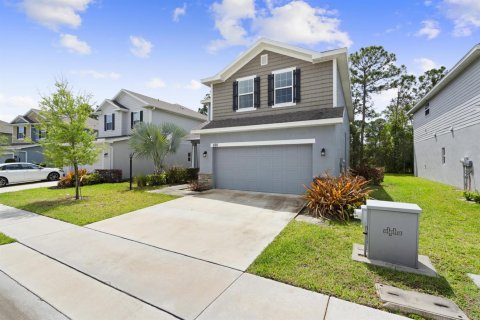 House in Port St. Lucie, Florida 4 bedrooms, 217.58 sq.m. № 2082925 - photo 3