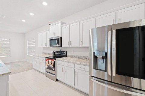 House in Port St. Lucie, Florida 4 bedrooms, 217.58 sq.m. № 2082925 - photo 14