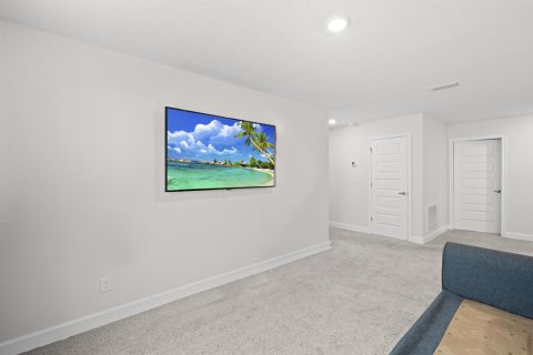 House in Port St. Lucie, Florida 4 bedrooms, 217.58 sq.m. № 2082925 - photo 22