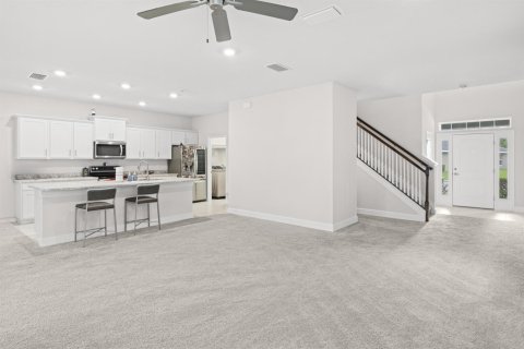 House in Port St. Lucie, Florida 4 bedrooms, 217.58 sq.m. № 2082925 - photo 19